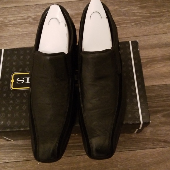 Dress shoes - Picture 4 of 4